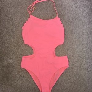 One piece bathing suit